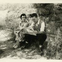 Arquimedes da Silva Santos com a mulher Maria Luísa, Lousã, 1956