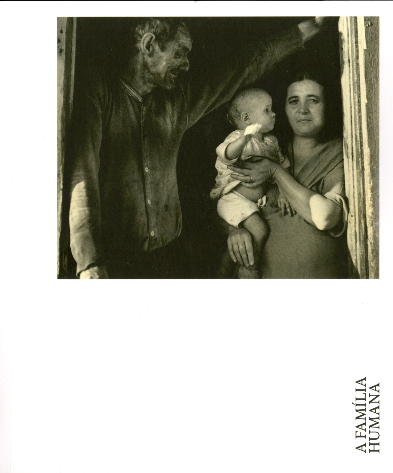 Catálogo da Exposição A Família Humana