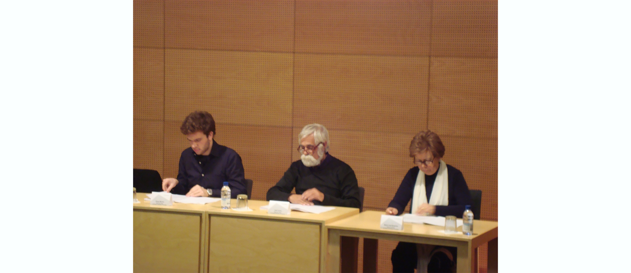 Decorria uma sessão de Leitura e Análise da obra de Alves Redol