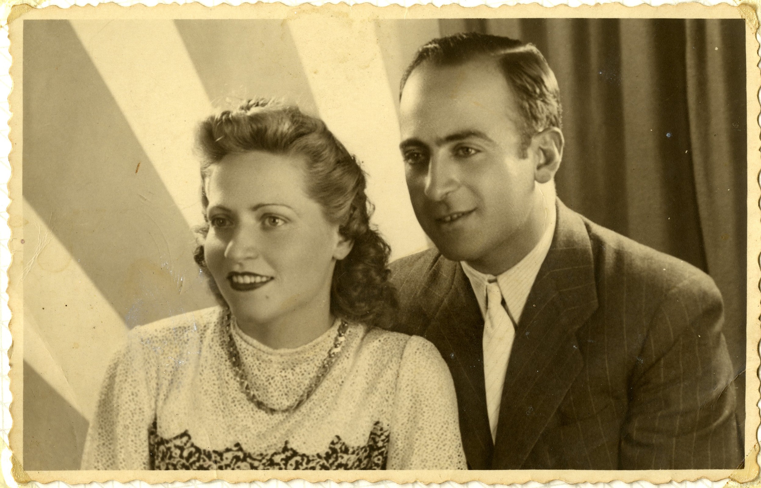 Joaquim Namorado e Guilhermina Namorado no dia do seu casamento, Coimbra, 1942.
